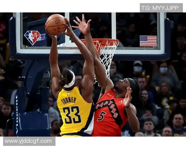 真硬啊！杜伦强吃特纳转身上篮打成2+1 分差达到20分