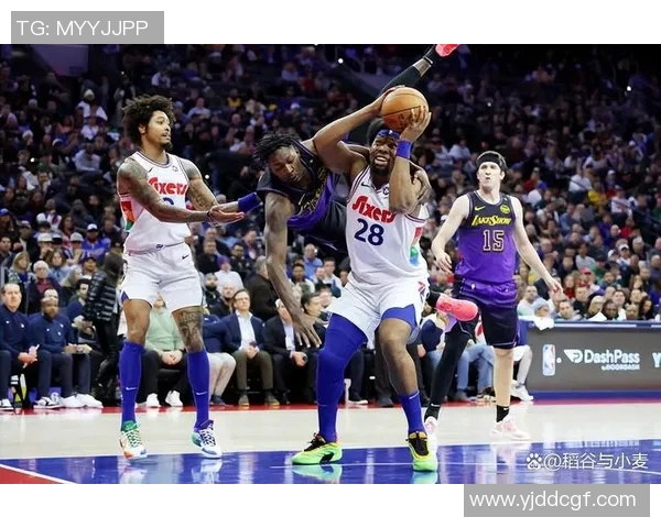 76人官方晒球员赛前穿搭照，湖人战后亮相新装